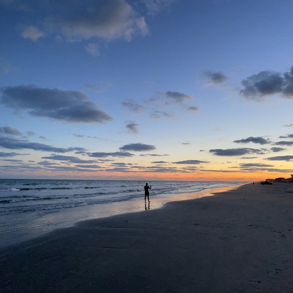 Meet your Posher, Gustavo - Picture 3 of 3